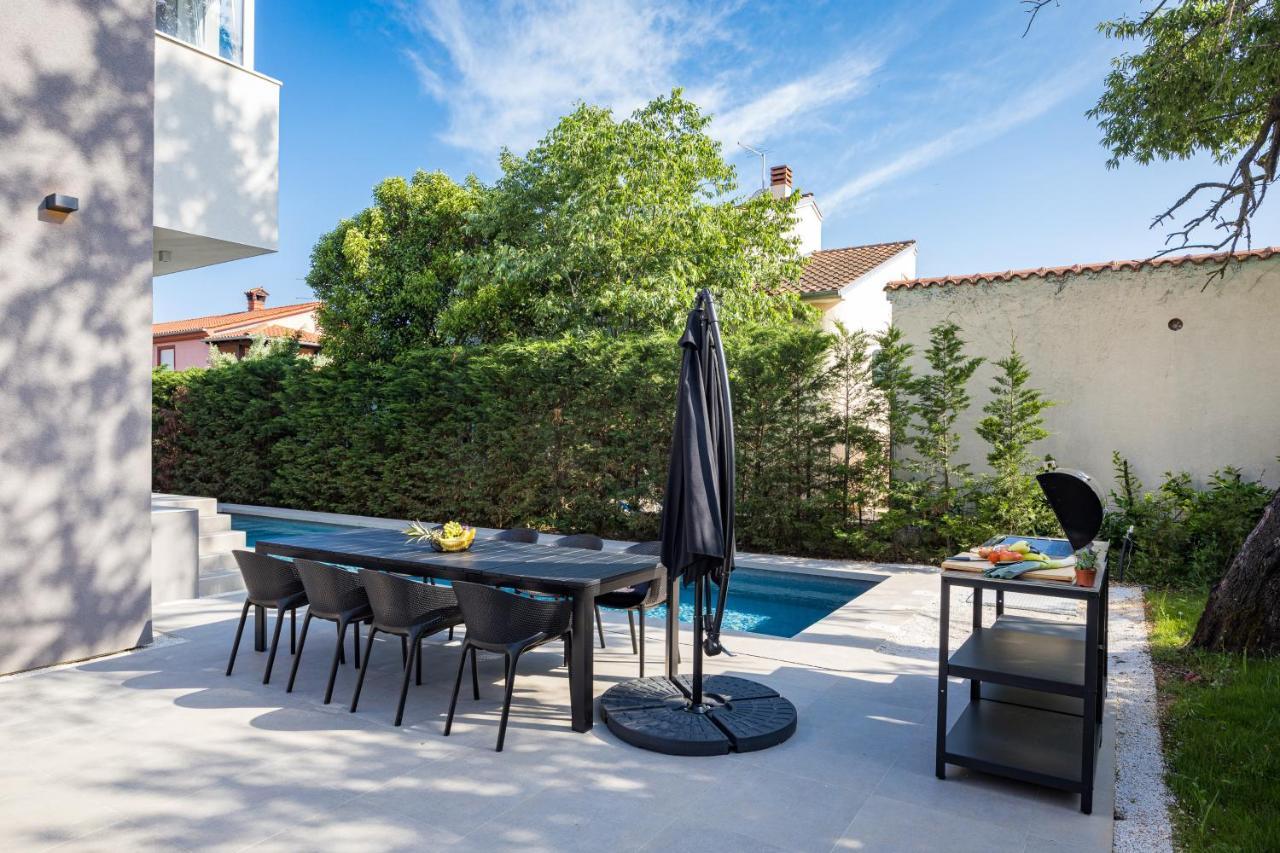 Villa Aida - 4 Bedroom Luxury Villa With Large Private Pool 4K Projector And Jacuzzi Pula Exterior foto